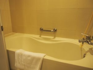 ホテルの浴室を防カビ